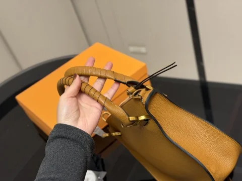 [na9 Ready Stock] Matching Box Size 30 * 23cm Celebrity Same Style Saddle Bag Unique Handbag Handbag Shoulder Bag 7