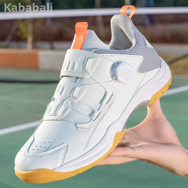 Quality Assurance Couple Badminton Shoes Outdoor Casual Shoes Sports Shoes Badminton Shoes Men/Women Volleyball Shoes Tennis Shoes