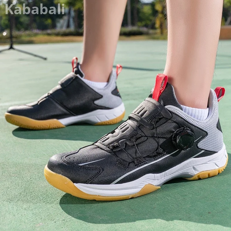 Quality Assurance Couple Badminton Shoes Outdoor Casual Shoes Sports Shoes Badminton Shoes Men/Women Volleyball Shoes Tennis Shoes