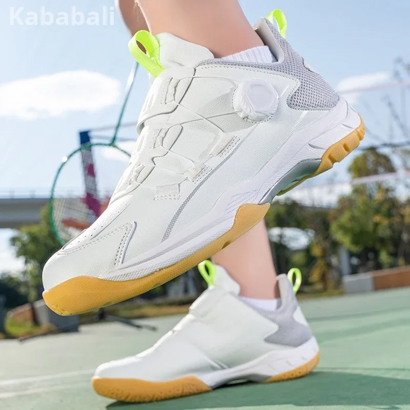 Quality Assurance Couple Badminton Shoes Outdoor Casual Shoes Sports Shoes Badminton Shoes Men/Women Volleyball Shoes Tennis Shoes
